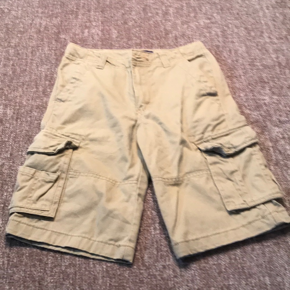 Never worn!! Boys Cherokee cargo shorts size 10